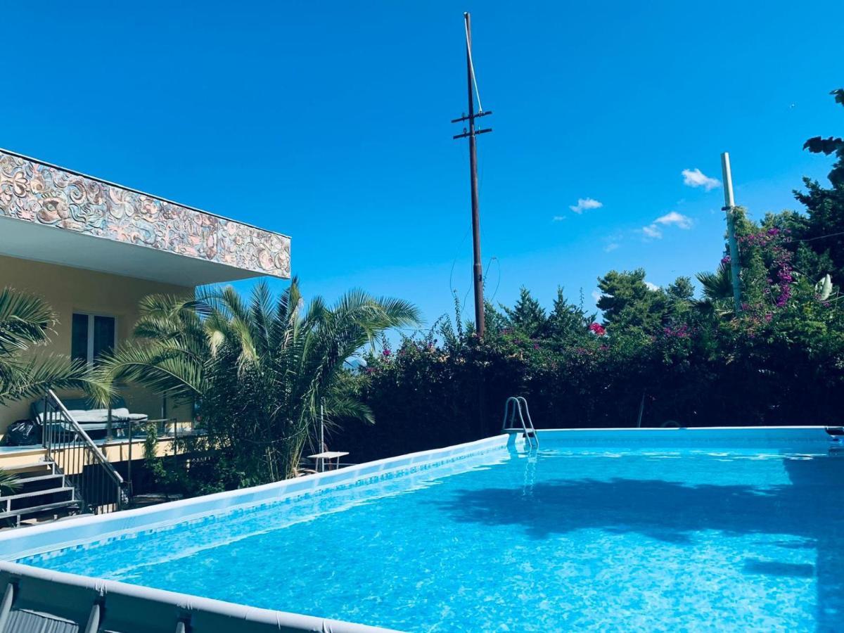 Appartamento 8 Pax In Villa Francesca Sicily Sul Mare Кастельдачча Экстерьер фото