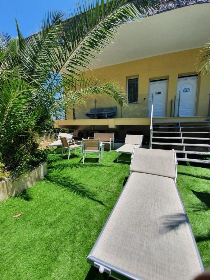 Appartamento 8 Pax In Villa Francesca Sicily Sul Mare Кастельдачча Экстерьер фото